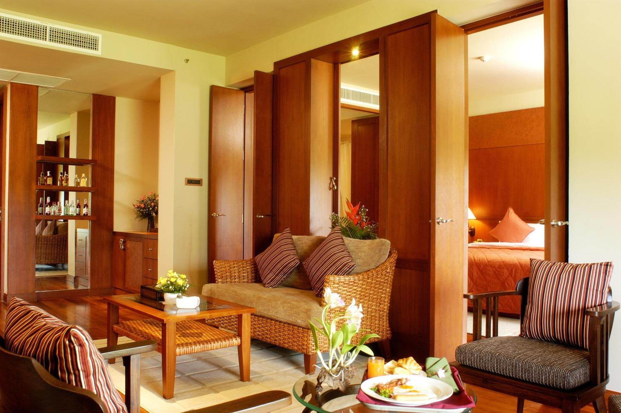 Mission Hills Phuket Golf Resort-Sha Extra Plus Por Bay Exterior foto